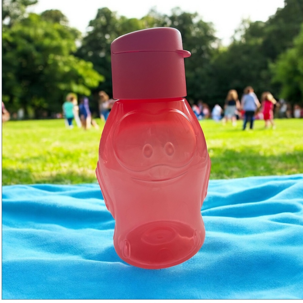 New eco by Tupperware 12oz pink kids water bottle